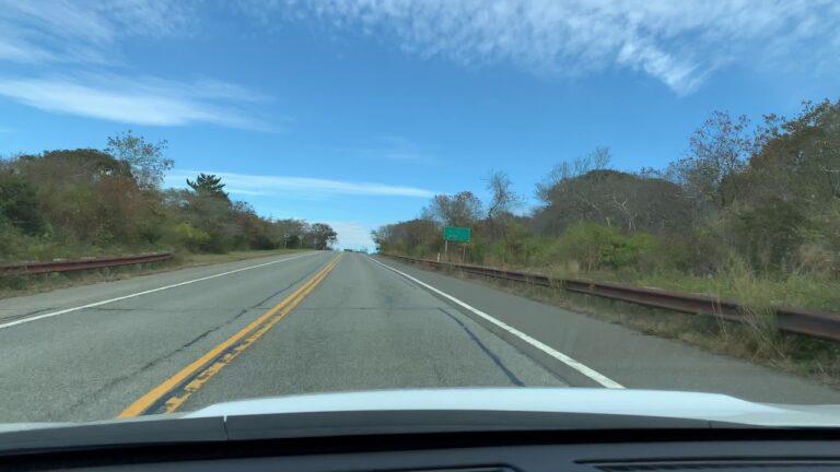 Driving in Montauk NY 4K